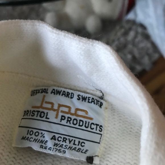 Sweater - Picture 5 of 5